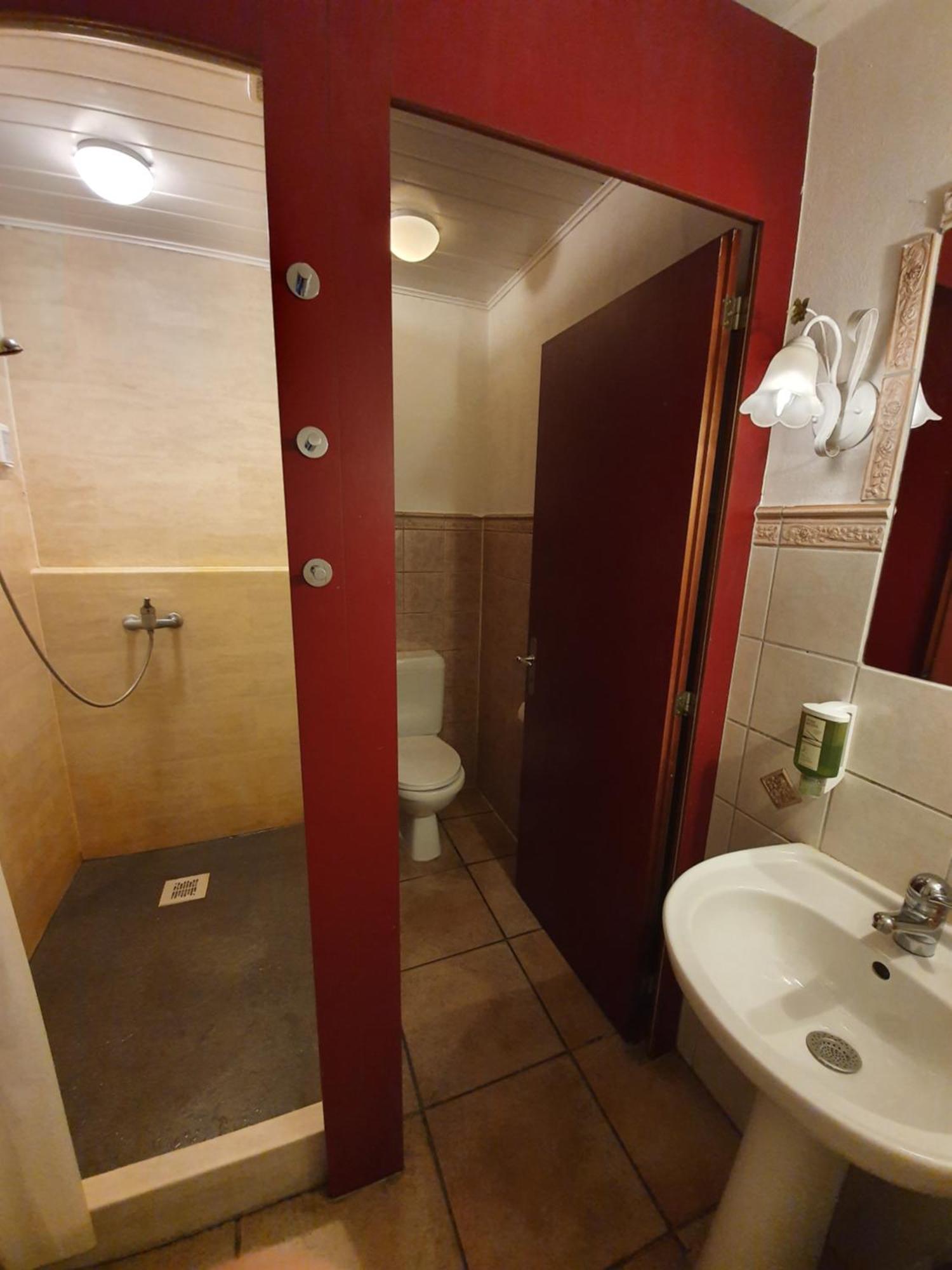 Interlaken Linda Inn Lodge מראה חיצוני תמונה