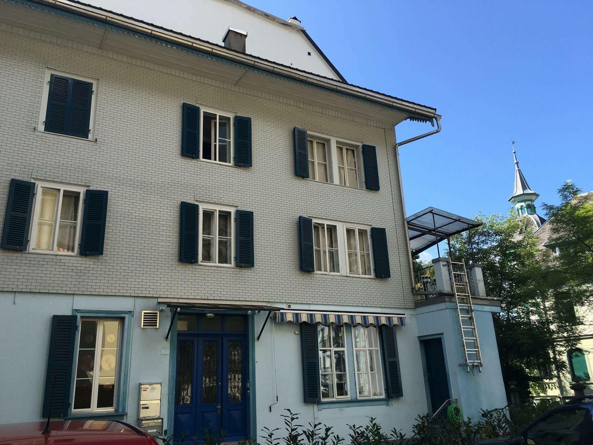 Interlaken Linda Inn Lodge מראה חיצוני תמונה